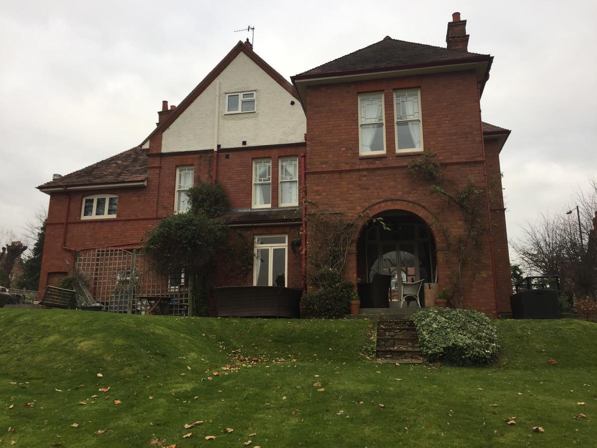 Copper Beech House 4* Malvern